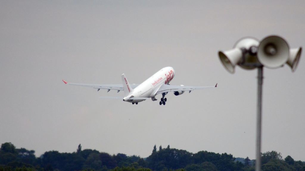 Do Jet2 Planes have USB Ports? (2024 Guide)