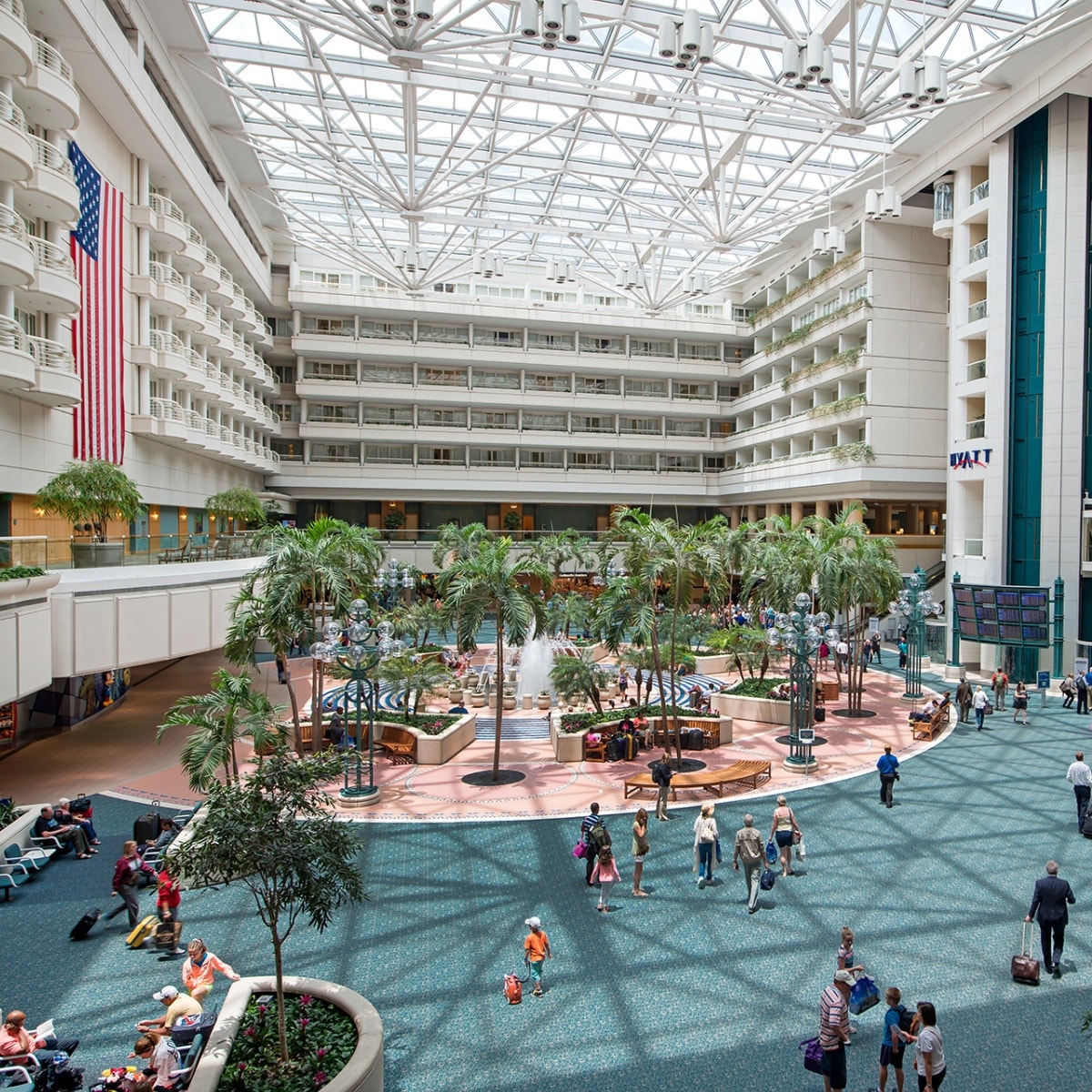 Orlando International Airport (MCO)